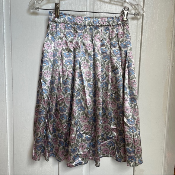 Zara Girls’ Midi Satin Pastel Flower Skirt - Picture 4 of 7
